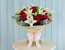 Букет цветов из:  Лилии и Розы #REPLACE_PRED# Боринском
