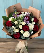 Букет цветов из:  Розы и Альстромерии в Боринском