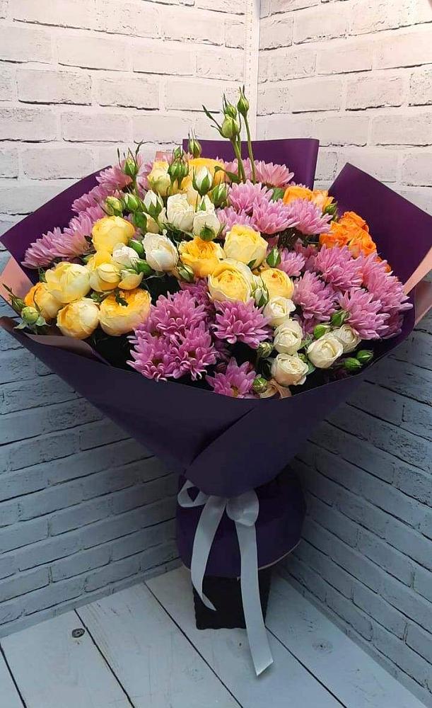 Букет цветов из: Хризантемы и Розы в Боринском