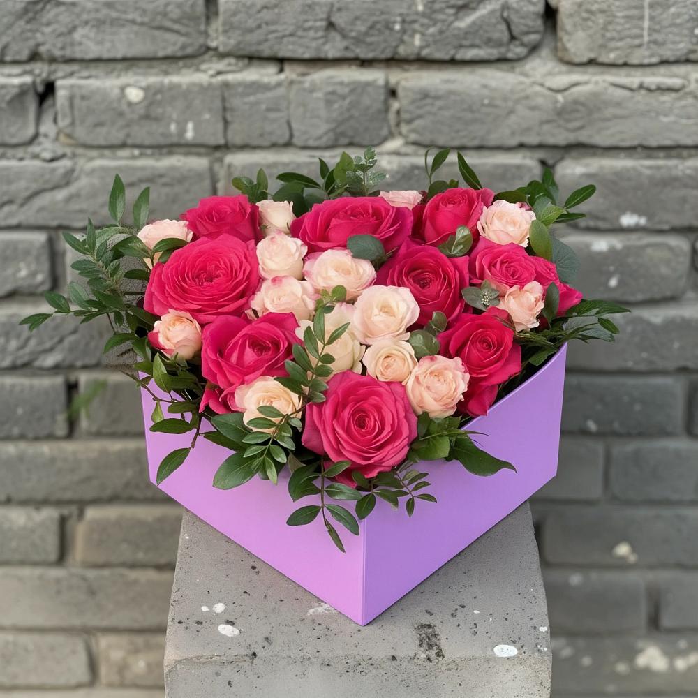 Цветочная композиция из Розы в коробке в Боринском