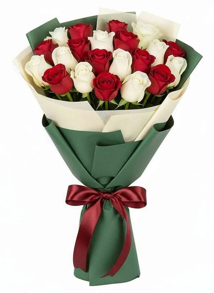 Букет Микс из красных и белых роз в Боринском