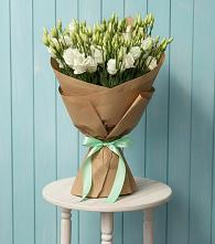 Букет цветов из:  Лизиантусы в Боринском