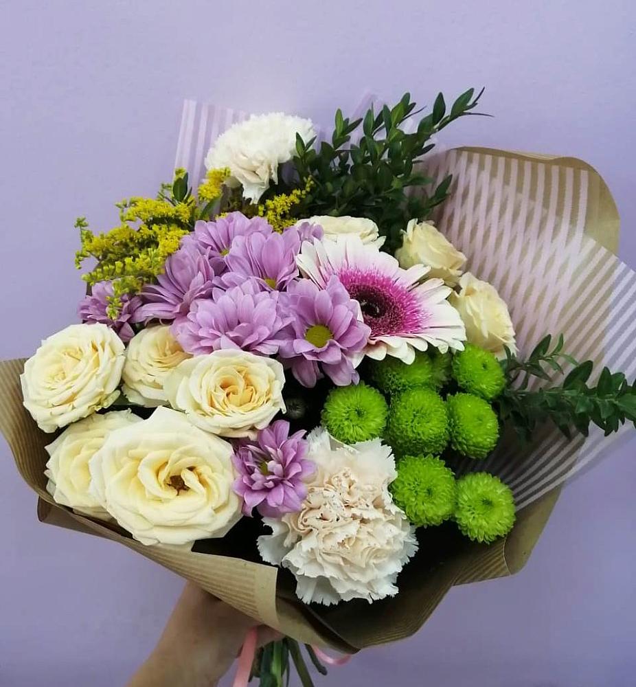 Букет цветов из: Хризантемы, Розы, Гвоздики и Герберы в Боринском