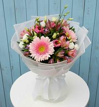 Букет цветов из:  Герберы, Альстромерии и Лизиантусы #REPLACE_PRED# Боринском