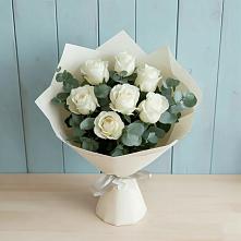 Букет Белые розы в Эвкалипте в Боринском