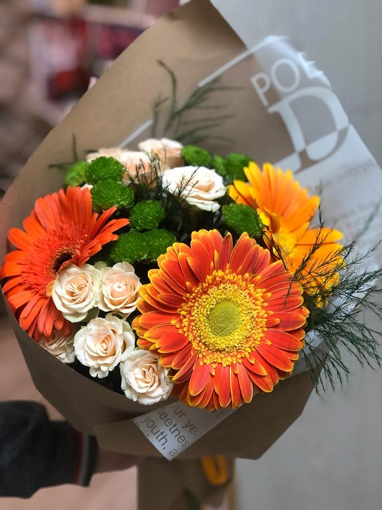 Букет цветов из: Герберы, Хризантемы и Розы в Боринском