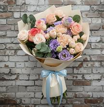 Букет цветов из:  Розы, Лизиантусы и Гвоздики в Боринском